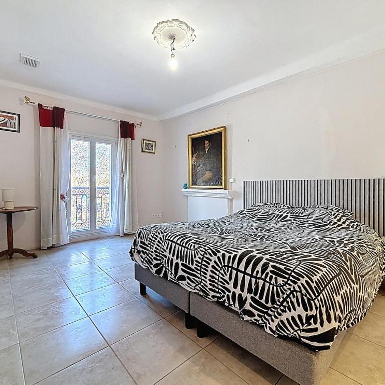 Le Mirabeau - Appartement bourgeois - Terrasse 80m2 - Wifi et Climatisation - Appartement 3 Chambres Premium - 15