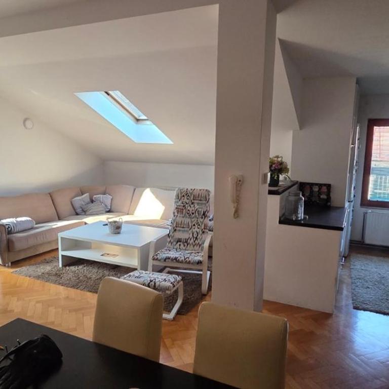 Apartman Cinema - Apartman sa 2 Spavaće Sobe - 1