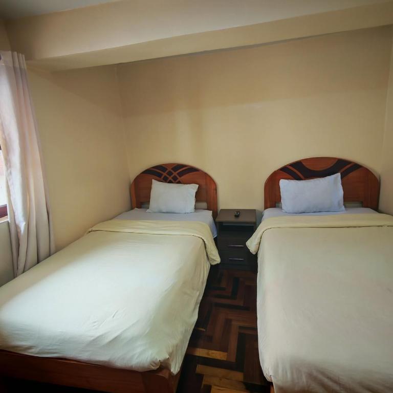 hawka pacha cusqueña - Habitación Doble con baño compartido - 2 camas - 3