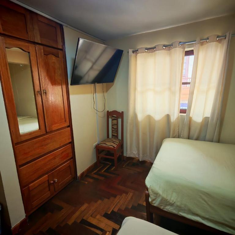 hawka pacha cusqueña - Habitación Doble con baño compartido - 2 camas - 5