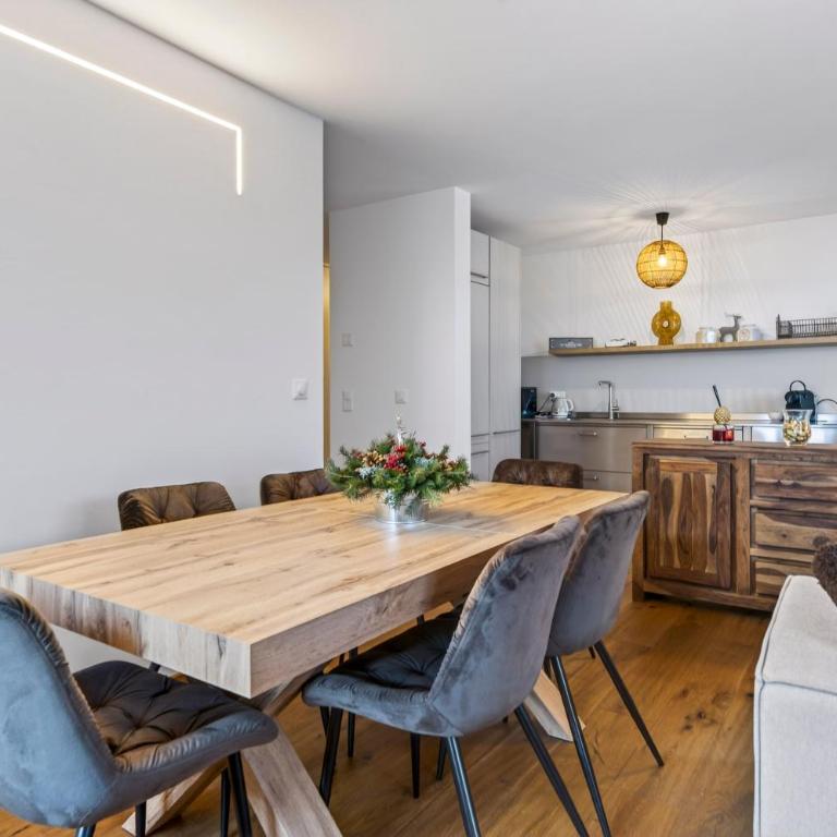 Escape House in St Moritz - Apartment - 58