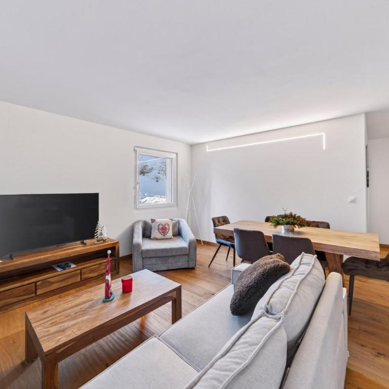 Escape House in St Moritz - Apartment - 60