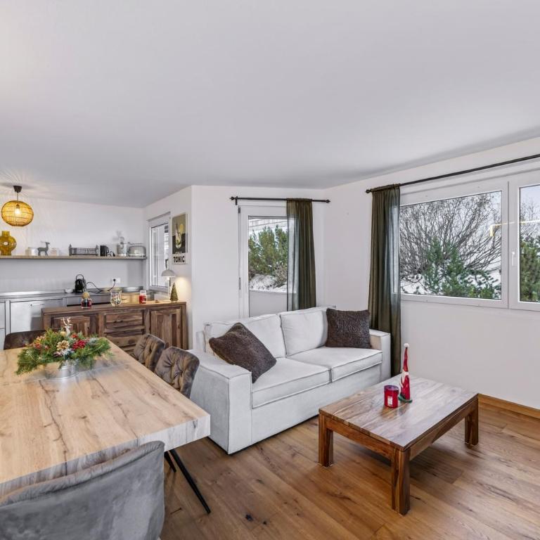 Escape House in St Moritz - Apartment - 66