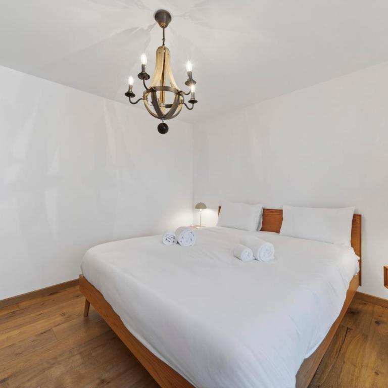 Escape House in St Moritz - Apartment - 69