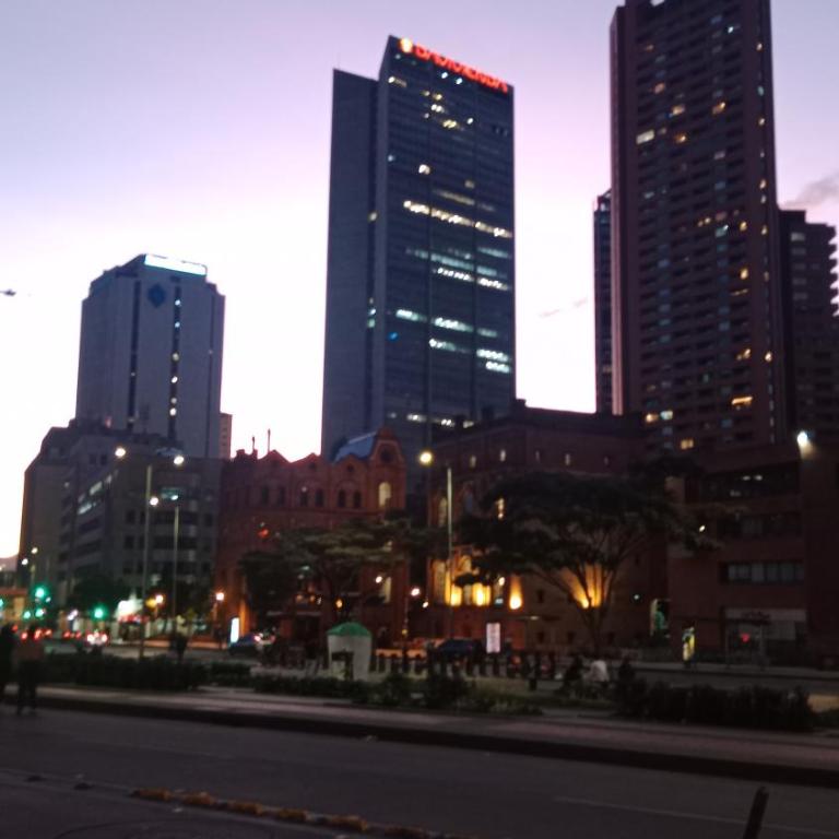Confortable Apartamento - Centro Internacional Bogotá - Two-Bedroom Apartment - 58
