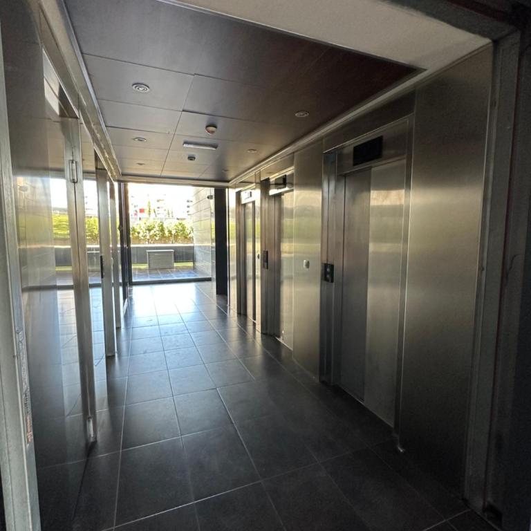 Modern apartment Near city center, Airport, Metro - Apartamento Deluxe de 1 dormitorio - 25