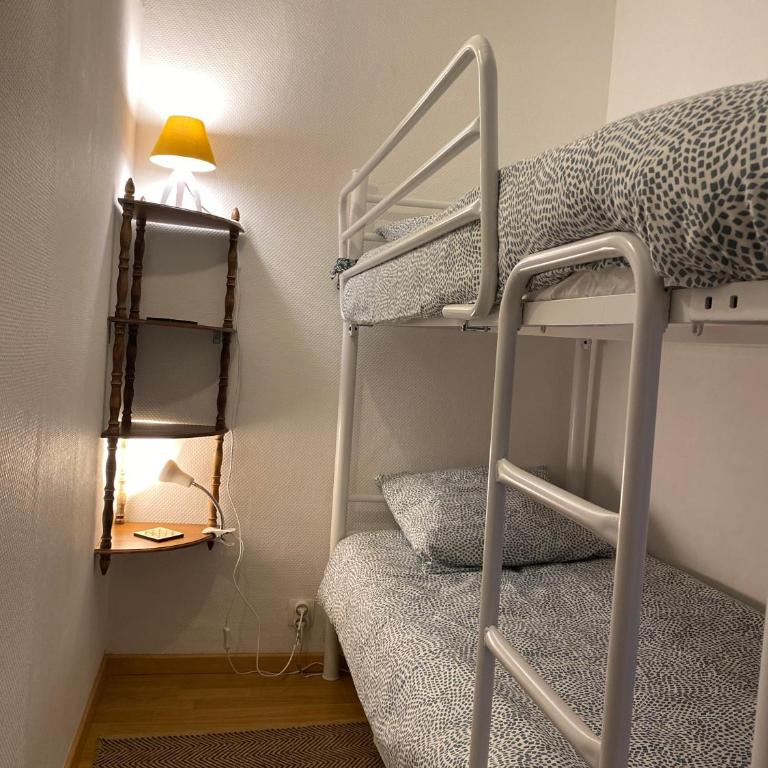 Newly Renovated Ground Floor Apartment close to Thermes - Appartamento con 2 Camere da Letto - 2