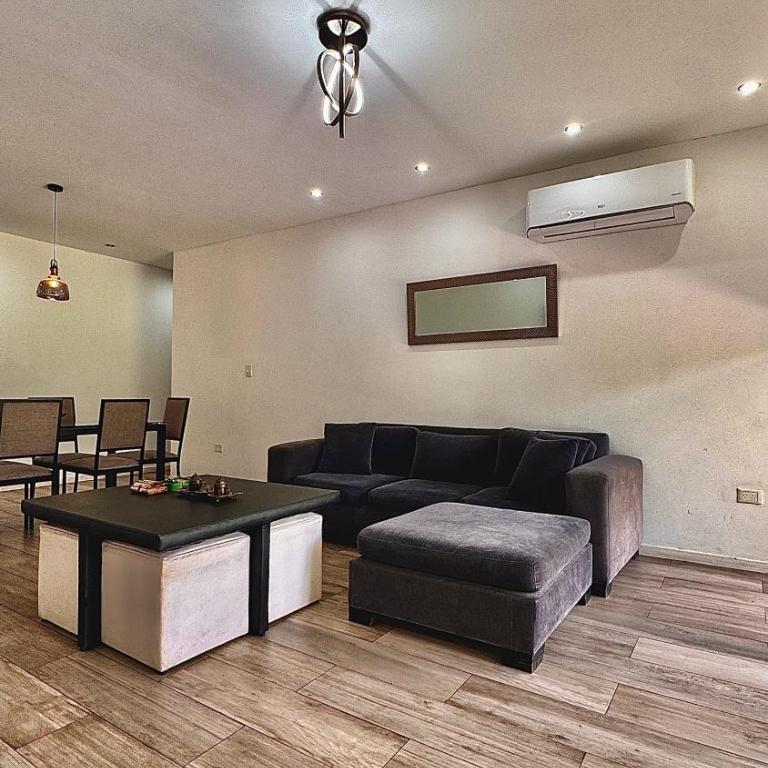 PH tipo casa, con parque y pileta, en La Plata , barrio norte - Apartamento de 3 dormitorios - 7