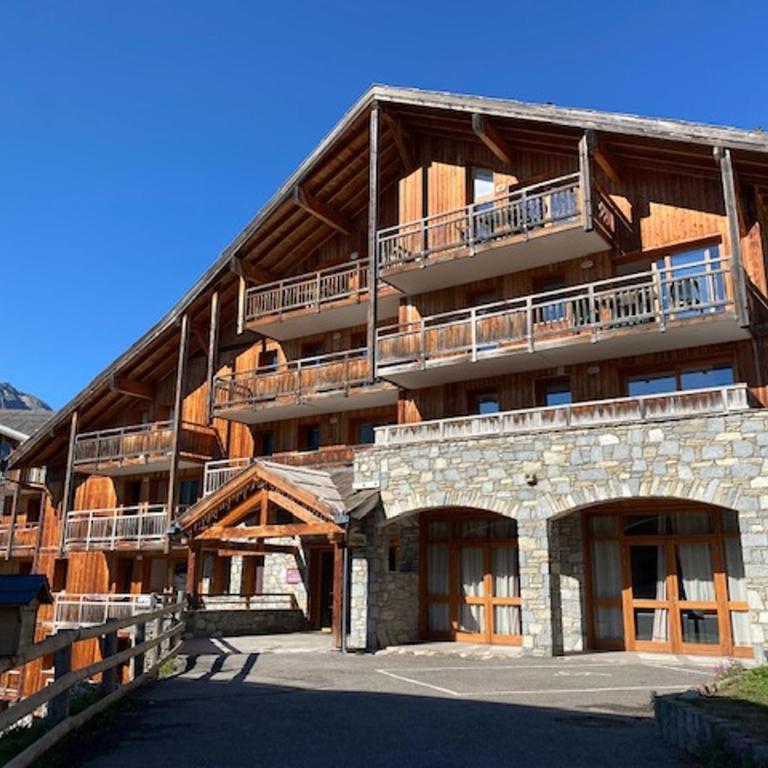 Appartement lumineux sud avec terrasse, garage couvert, accès direct piste - FR-1-445-230 - Apartment - 11