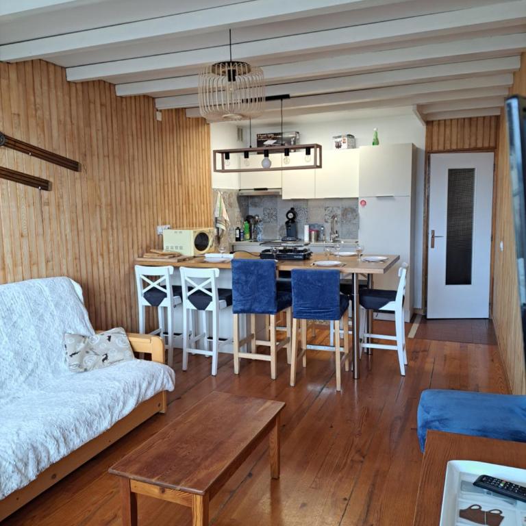 Logement 48m2- 2 chambres - Appartement 2 Chambres avec Terrasse - 4