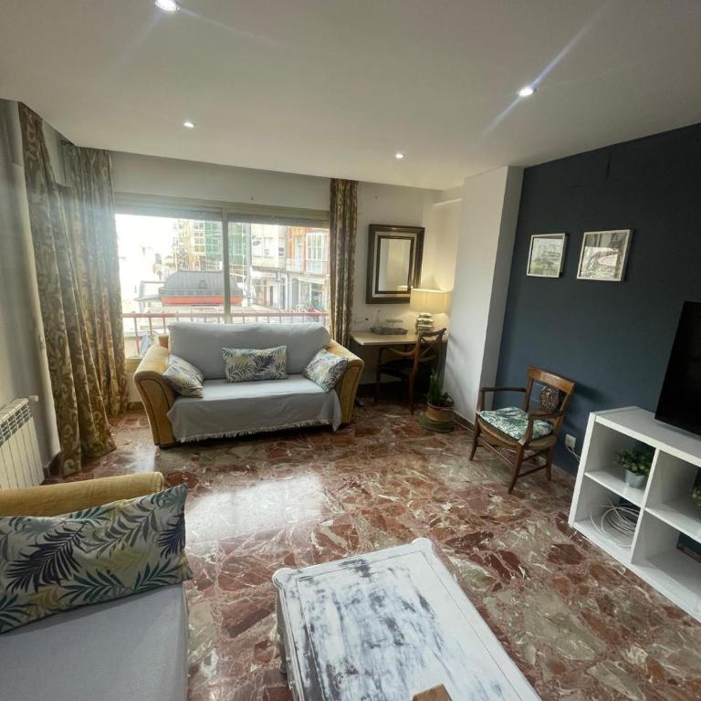 Piso muy amplio Casco Historico - Apartamento con balcón - 9