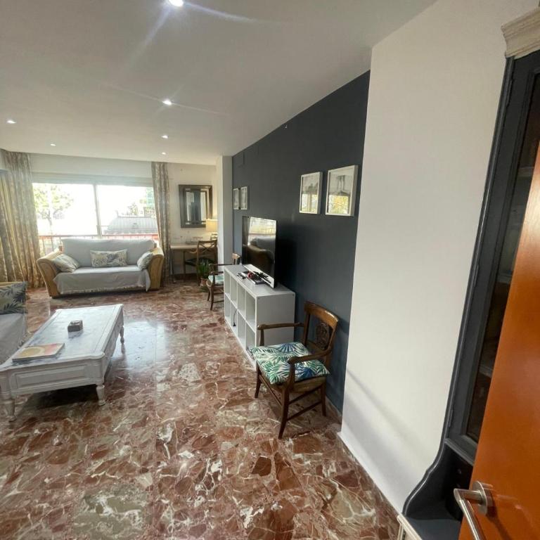 Piso muy amplio Casco Historico - Apartamento con balcón - 8