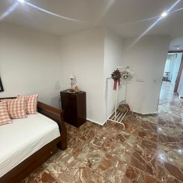 Piso muy amplio Casco Historico - Apartamento con balcón - 40
