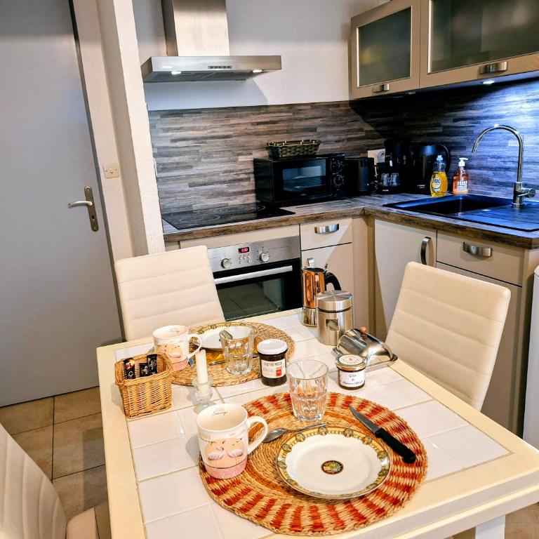 Grand appartement avec terrasse Plage à 6 min à pied Climatisation Saintes maries de la mer - Appartamento con 1 Camera da Letto - 66