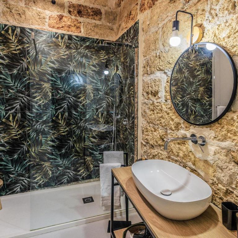 Vintage Rooms - Quadruple Room with Private Bathroom - 24