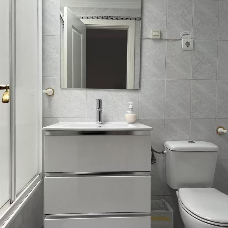 El Pinillo 4 Bedroom Town House - Apartamento - 5