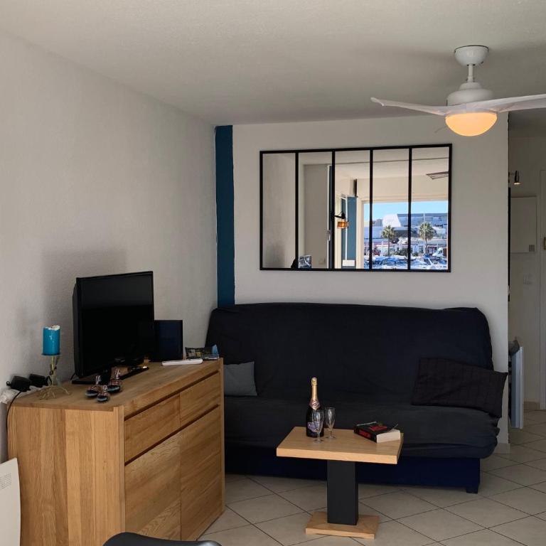 341 Appartement 2 pers Port Soleil jolie vue port - Apartamento de 1 dormitorio con vistas al jardín - 4