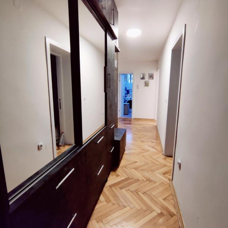 Dunja Apartment - Apartman sa 3 Spavaće Sobe - 9