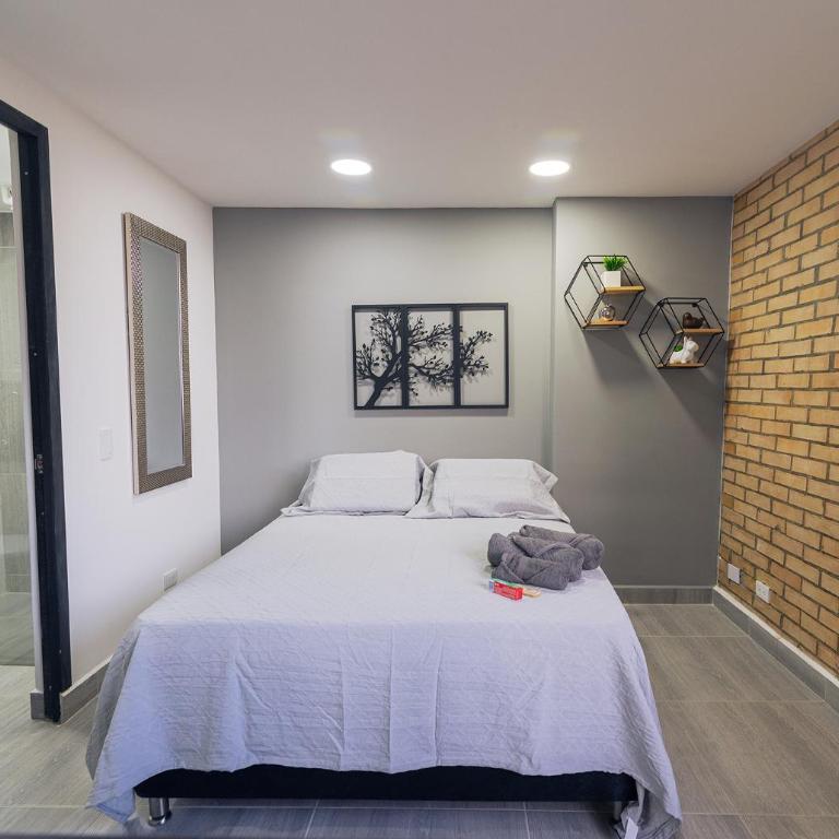 Staynova loft acogedor en El Poblado, Medellín - Estudio - 4