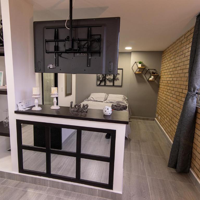 Staynova loft acogedor en El Poblado, Medellín - Estudio - 10