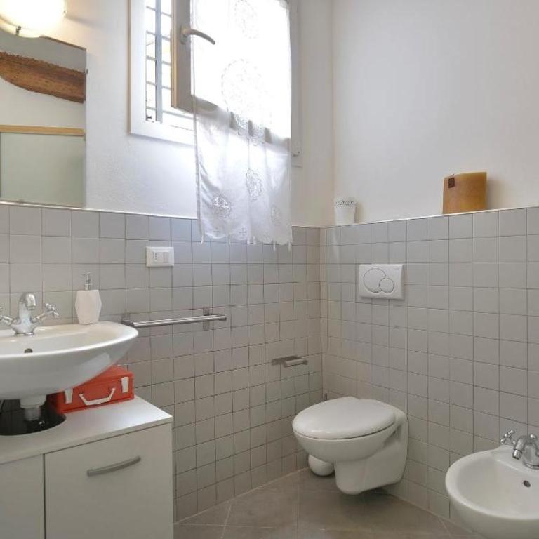 URNEST Massarenti - One-Bedroom Apartment - 18