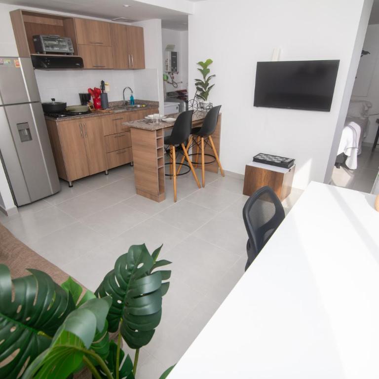Staynova loft acogedor en El Poblado, Medellín - Estudio - 14