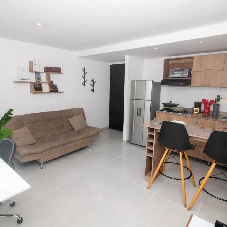 Staynova loft acogedor en El Poblado, Medellín - Estudio - 22