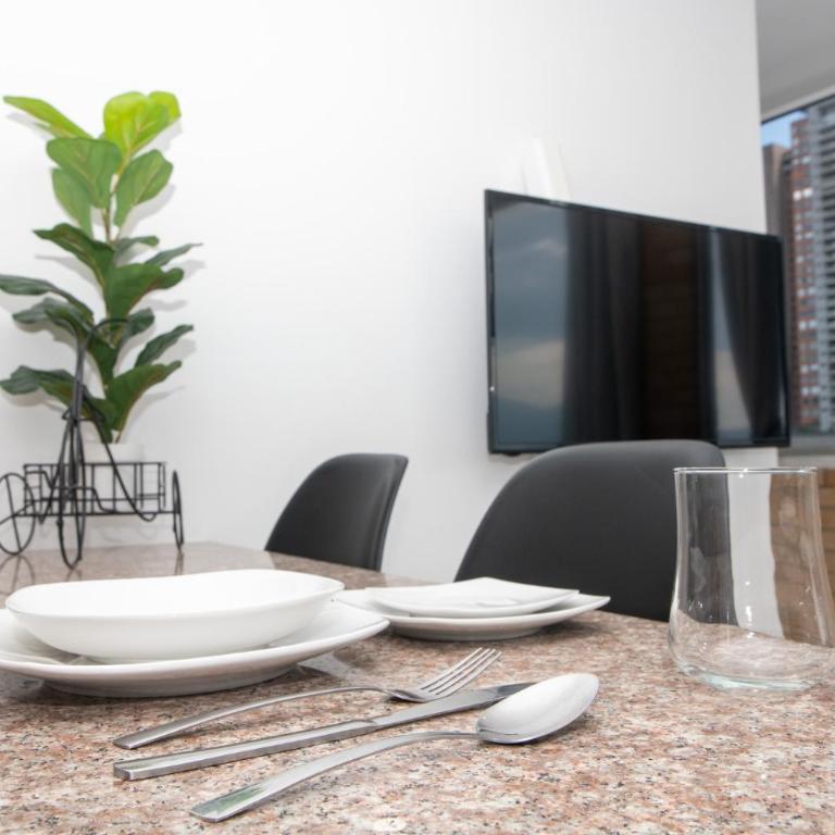 Staynova loft acogedor en El Poblado, Medellín - Estudio - 16