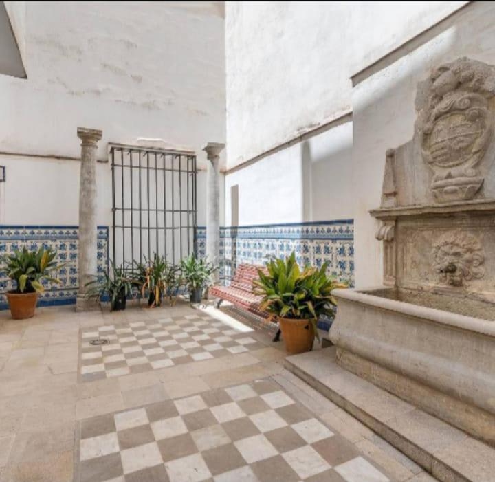 La casa de Lucy - Two-Bedroom Apartment with Balcony - 19