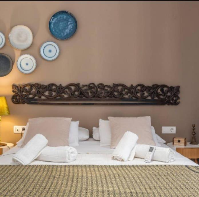 La casa de Lucy - Two-Bedroom Apartment with Balcony - 1