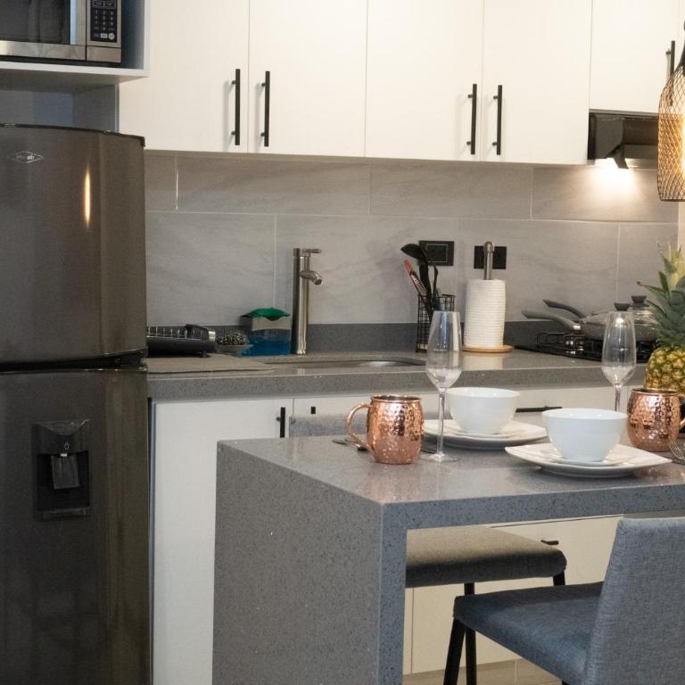Staynova loft acogedor en El Poblado, Medellín - Estudio - 28