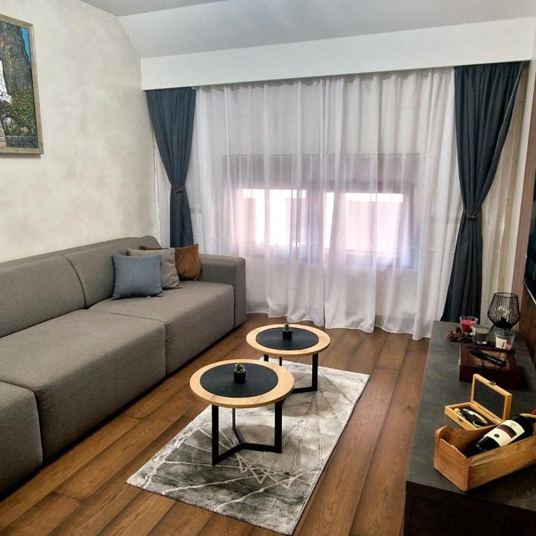 Home 21 - One-Bedroom Apartment - 1
