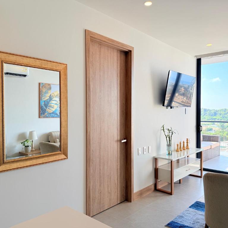 Premium Apartment - Beachfront - Luxury condo - Two-Bedroom Deluxe Apartment with Ocean View - 19