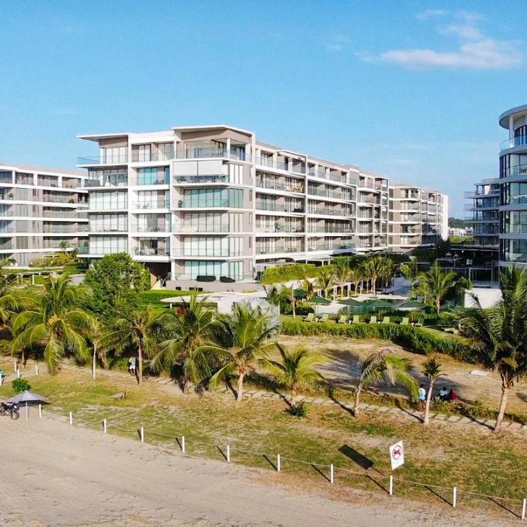 Premium Apartment - Beachfront - Luxury condo - Two-Bedroom Deluxe Apartment with Ocean View - 30