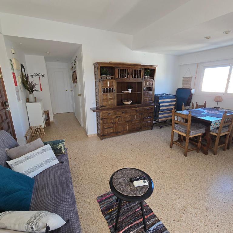 Apartamento Buen Tiempo - a pie de la playa, con aparcamiento privado - Apartamento de 2 dormitorios - 5