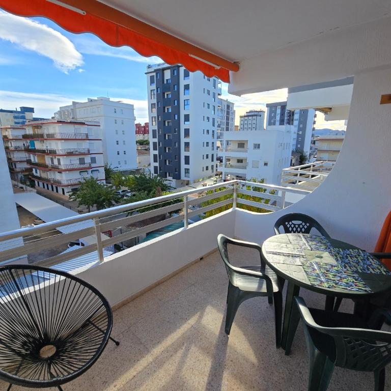 Apartamento Buen Tiempo - a pie de la playa, con aparcamiento privado - Apartamento de 2 dormitorios - 1