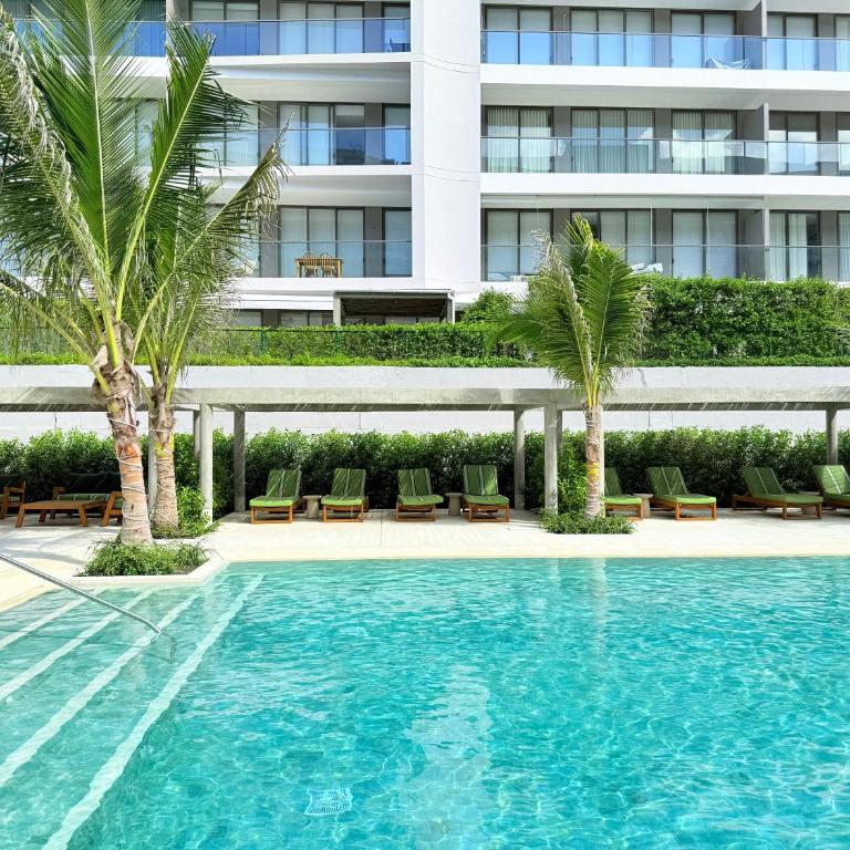 Premium Apartment - Beachfront - Luxury condo - Two-Bedroom Deluxe Apartment with Ocean View - 48