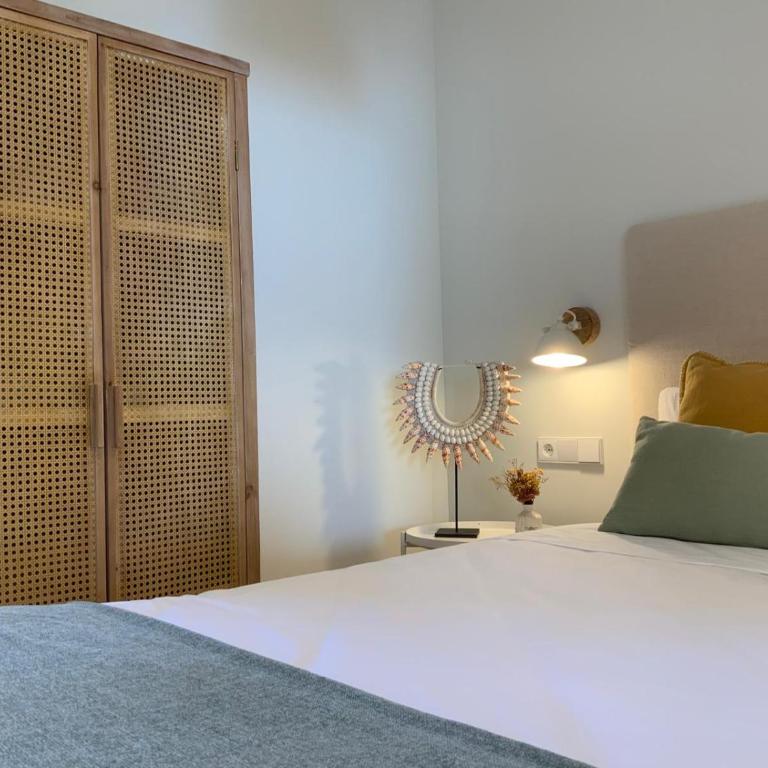 Luxury Beachfront "Felicità" Sea View 6 Guests - Three-Bedroom Apartment - 26