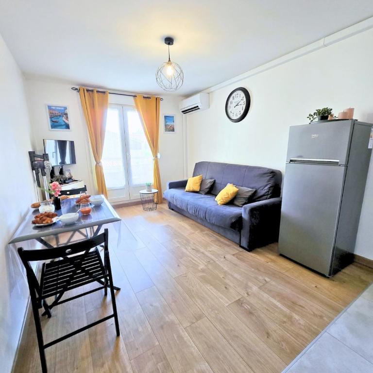 Port-Fréjus T2 Cosy, Plages & Base Nature, Parking - One-Bedroom Apartment - 9