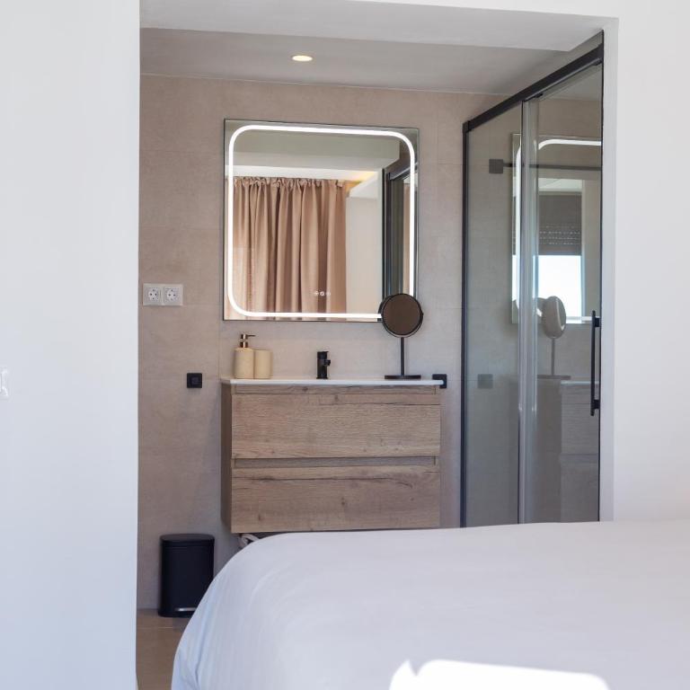 Boutique Apartment with Sun Terrace & Sea Views - Apartamento de 2 dormitorios con terraza y vistas al mar - 13