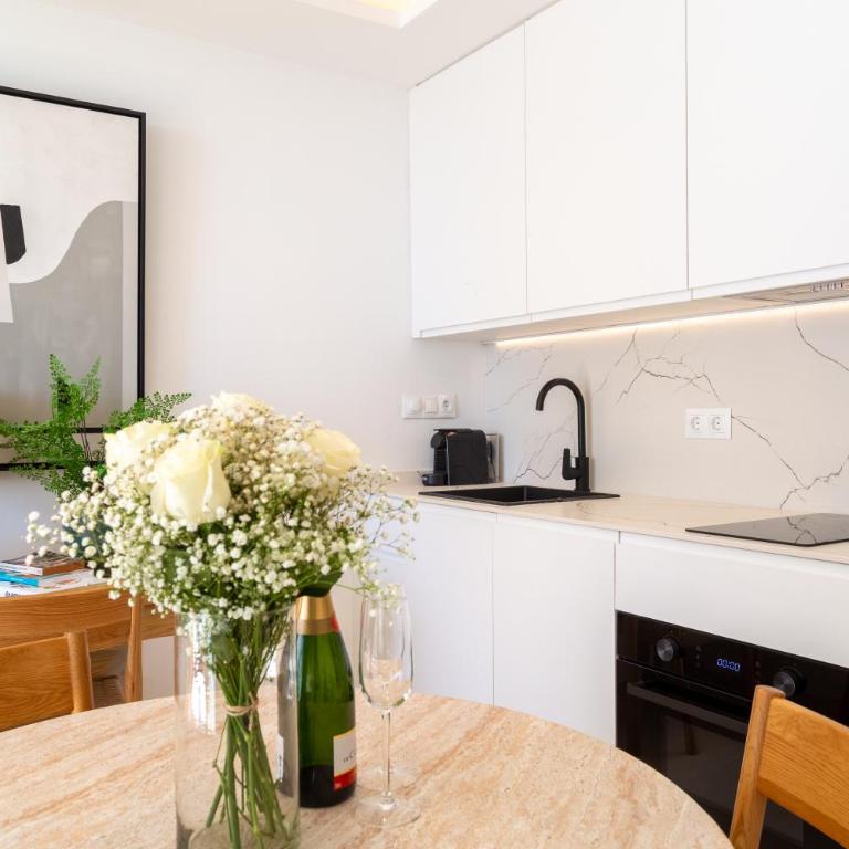 Boutique Apartment with Sun Terrace & Sea Views - Apartamento de 2 dormitorios con terraza y vistas al mar - 16