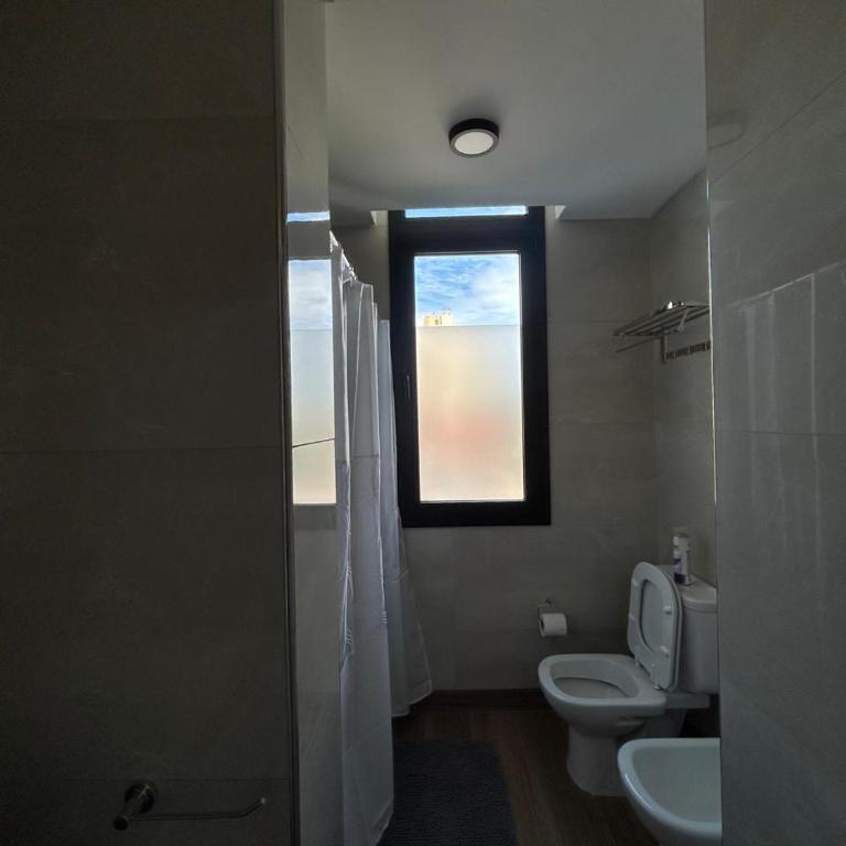 Depto 2 ambientes moderno y amplio - One-Bedroom Apartment - 25