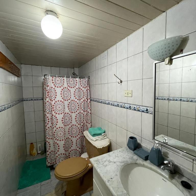 Acogedora Casa Familiar - Four-Bedroom Vacation Home - 2