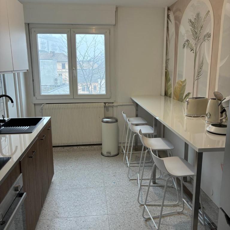 Appartement Porte Jeune - 3 Chambres Balcon Fibre Netflix - Apartment mit 3 Schlafzimmern - 3