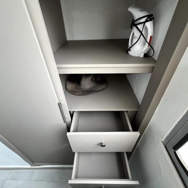 1401 Apartamento con AC, Piscina y Cerca Playa - Two-Bedroom Apartment - 6