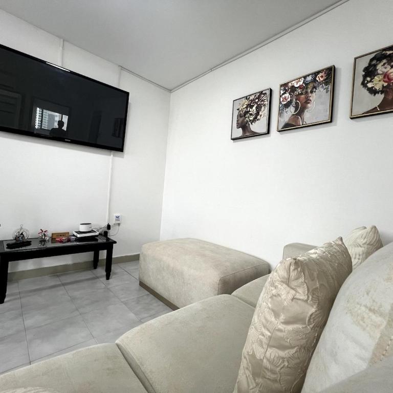 1401 Apartamento con AC, Piscina y Cerca Playa - Two-Bedroom Apartment - 35