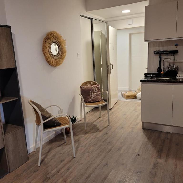 Monoambiente amueblado - Apartamento de 1 dormitorio - 6