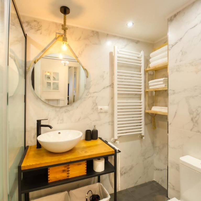 Apartastur26 Gascona Centro Oviedo - Apartamento Deluxe de 1 dormitorio - 2