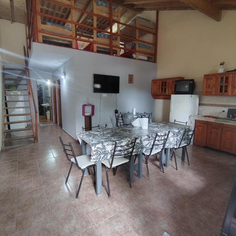 Large Duplex #1 - Casa de 3 dormitorios - 2