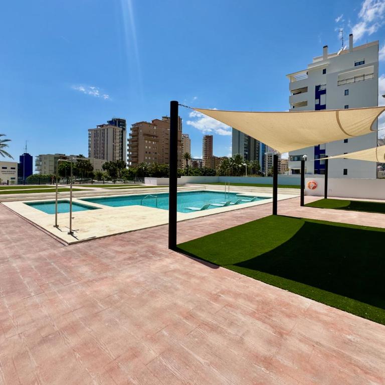 Clubrent - Silver Tower - Apartamento de 2 dormitorios con vistas a la piscina - 33